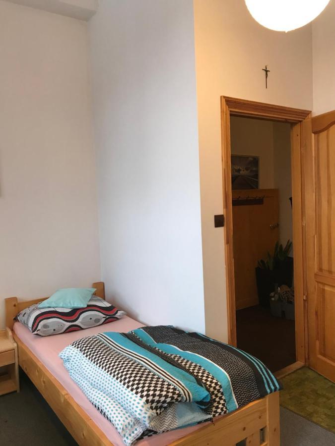 A3Apartament 2 Pokojowy Aneks Kuchenny 2 Lazienki Wlasne Na Korytarzu Villa Jumper Pobyt Na Termach Dla 2 Osob Gratis ザコパネ エクステリア 写真
