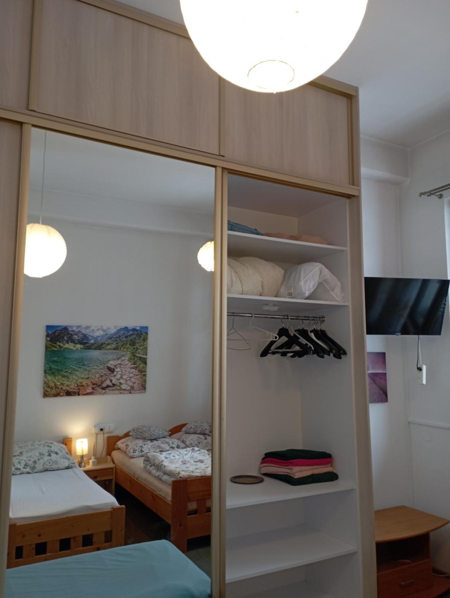 A3Apartament 2 Pokojowy Aneks Kuchenny 2 Lazienki Wlasne Na Korytarzu Villa Jumper Pobyt Na Termach Dla 2 Osob Gratis ザコパネ エクステリア 写真